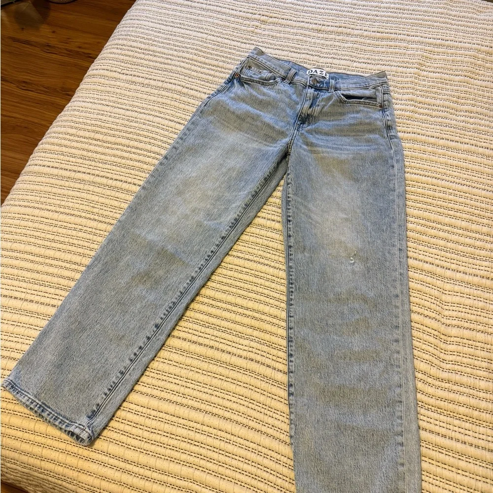 Daze Light Blue Wash Jeans - Picture 2 of 3
